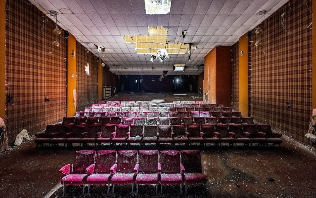 Urban Exploring Cinema/Theater